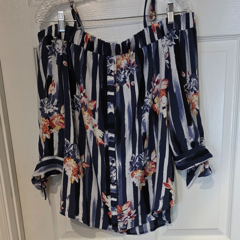 IZ Byer Flowerd off the Shoulder Blouse